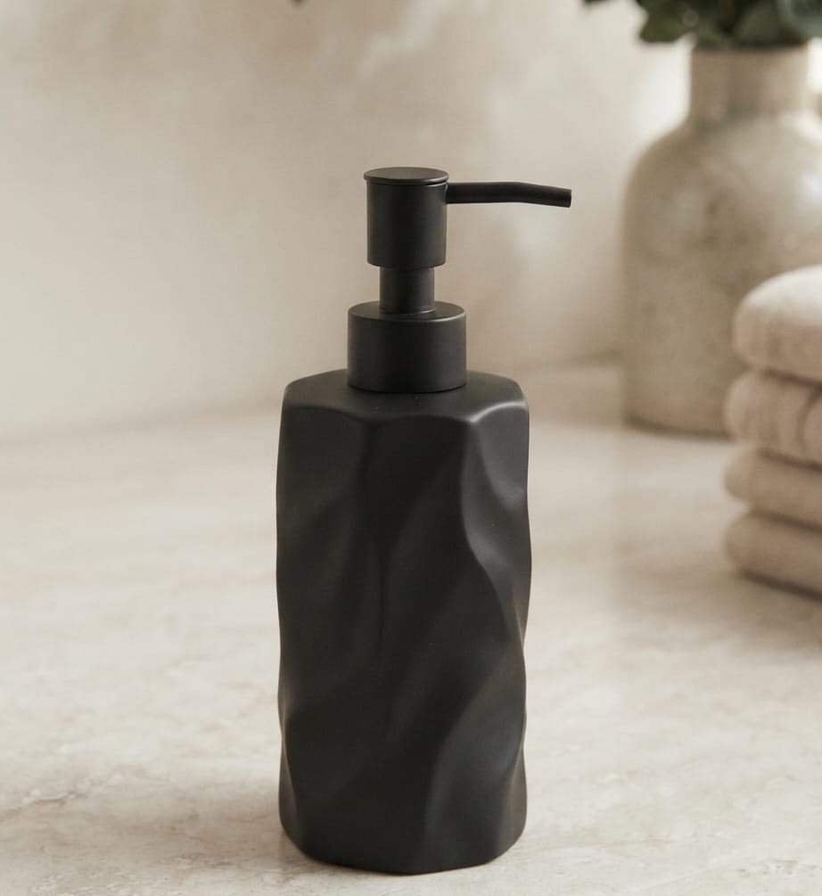 Dark Minimalist Soap Dispenser Set view 3