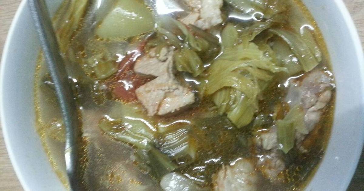 Canh cải chua nấu sườn