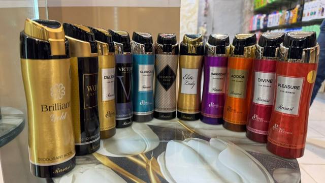 بخاخ رصاصي بليجر معطر للجسم ومزيل للعرق للنساء — Q-BB065-PLEASURE