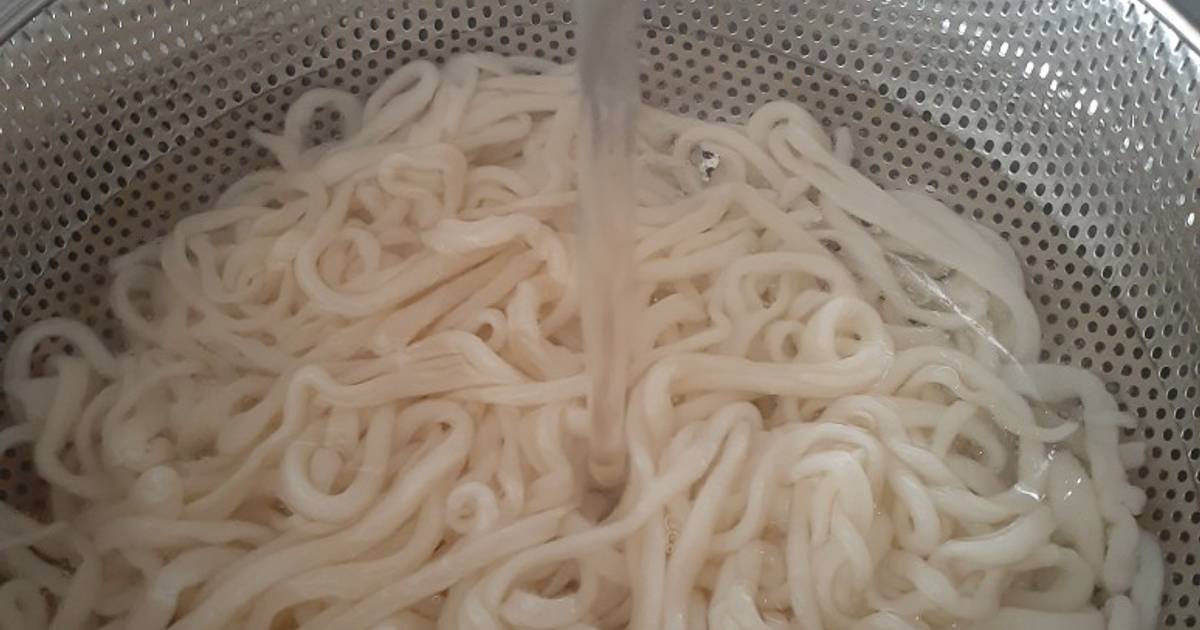 Mì tươi kéo tay