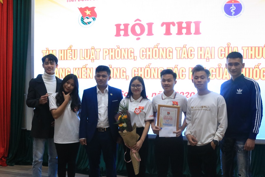 Hội Sinh viên Trường Đại học Tây Bắc giành giải ba tại Hội thi tìm hiểu luật phòng, chống tác hại của thuốc lá