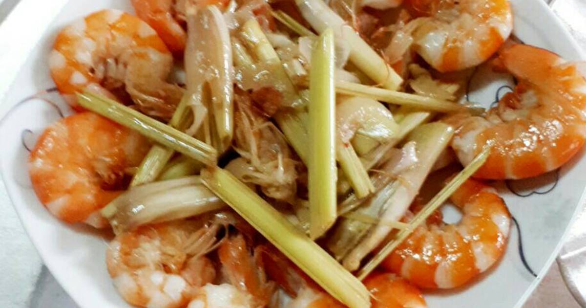 Tôm bóc vỏ xào sả
