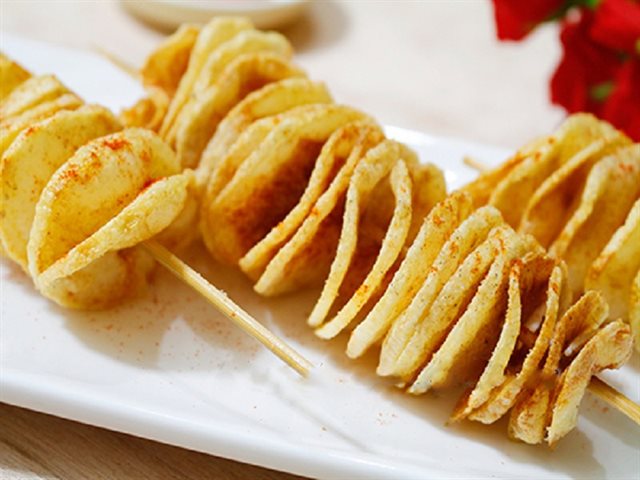 Khoai Tây Chiên Lốc Xoáy Giòn Rụm