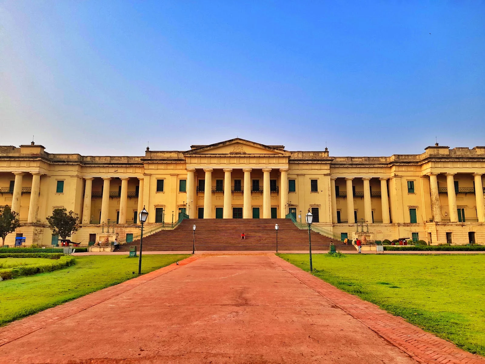 Hazarduari Palace