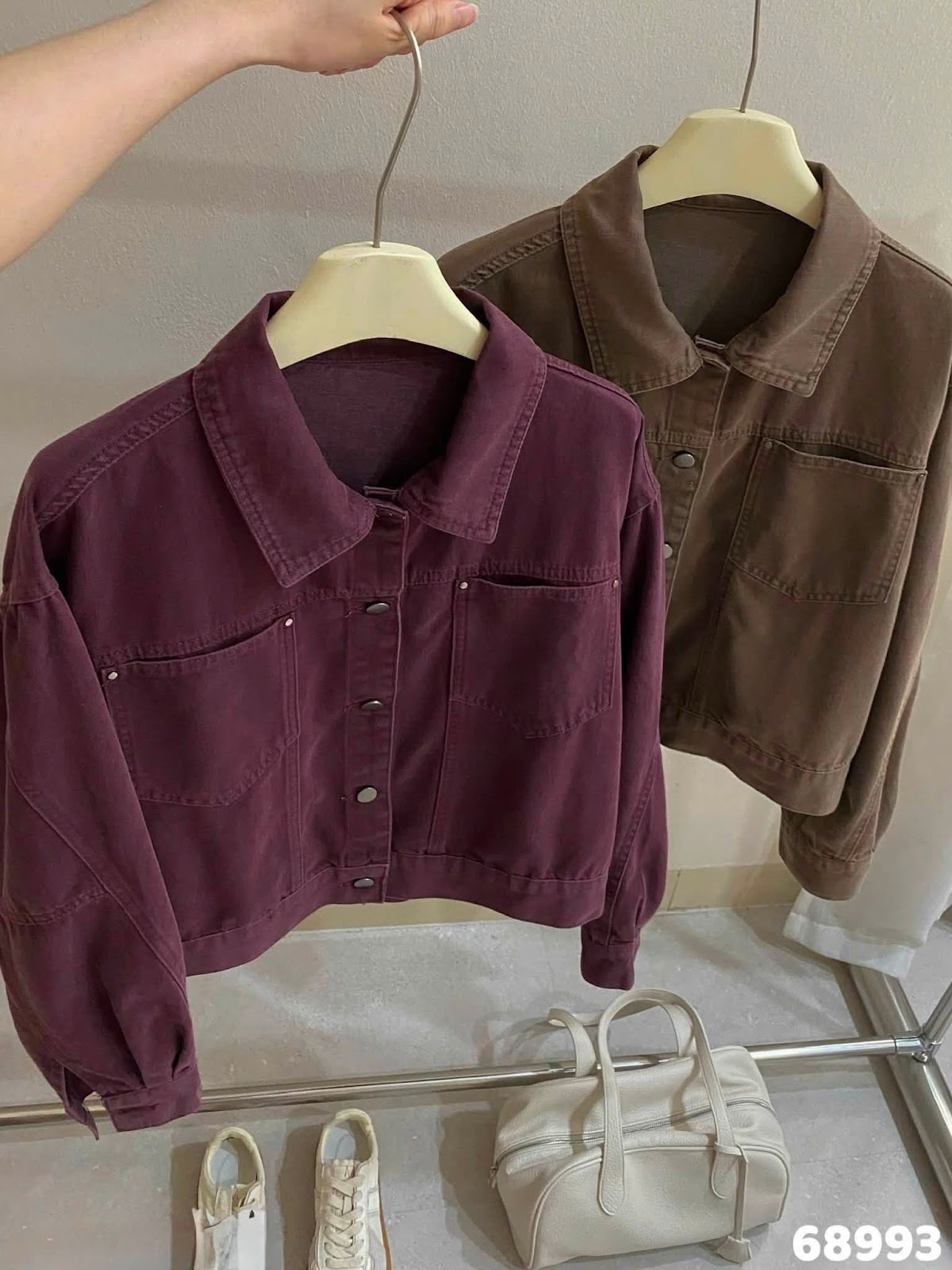 Áo khoác jean cổ bẻ nút túi XONXEN SHOP 68993 – Image 4