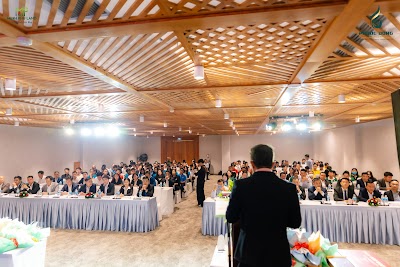 BinhPhoto-4620.jpg