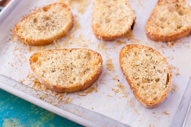 Bánh Mì Nướng Phô Mai Giòn Rụm