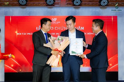 BinhPhoto-4823.jpg