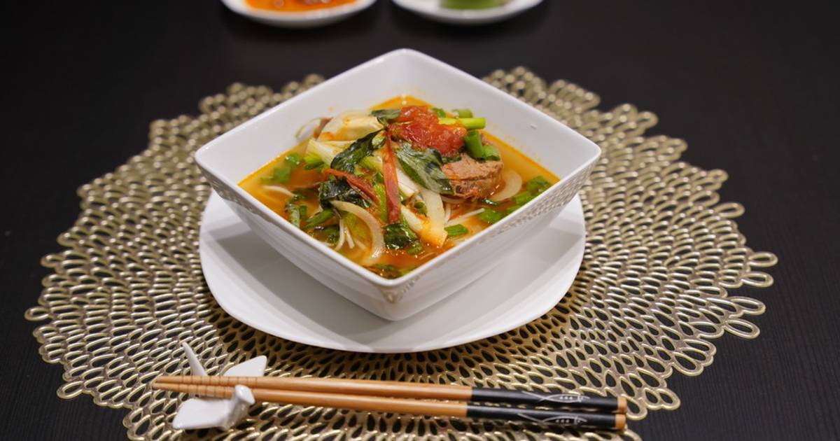 Bún bò chua cay