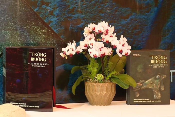 Triển lãm Sắc màu văn hóa từ di sản Mường - Đài Phát thanh và truyền hình Hà Nội