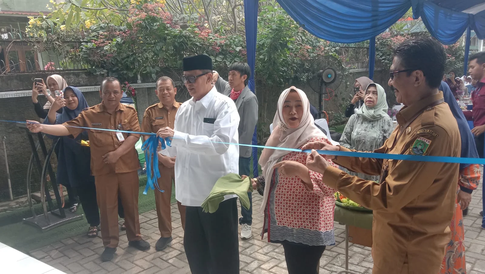 Suasana kegiatan pelatihan kerja untuk meningkatkan keterampilan warga agar siap masuk ke dunia industri.