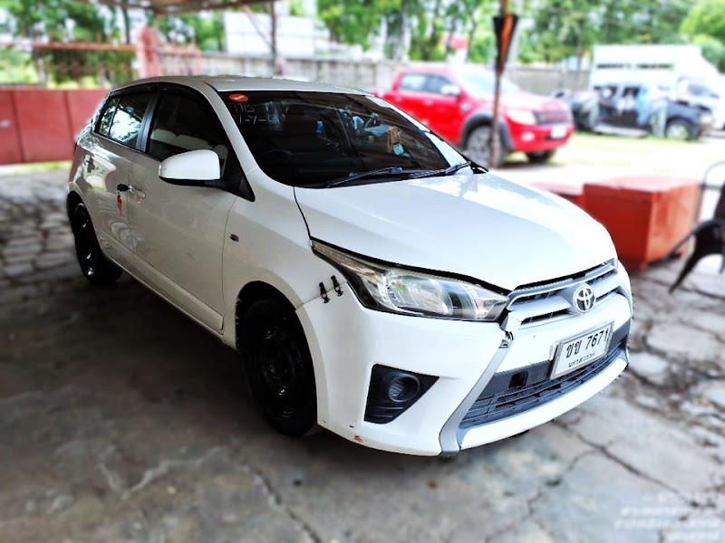 TOYOTA YARIS ECO