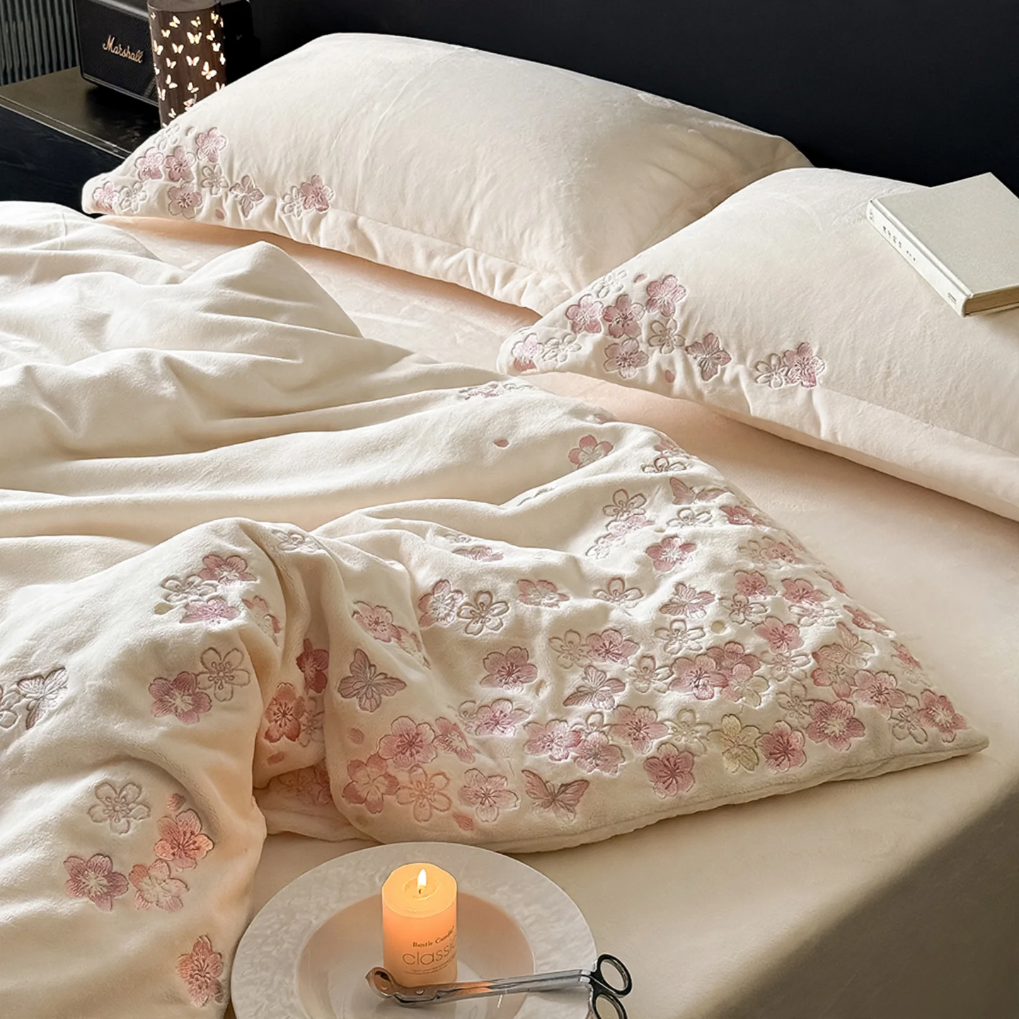 Milchfaser-Fleece-Bettwäsche-Set mit Stickerei