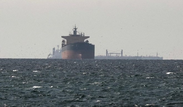 Tần suất tàu qua eo biển Hormuz sụt giảm khi căng thẳng Mỹ-Iran leo thang