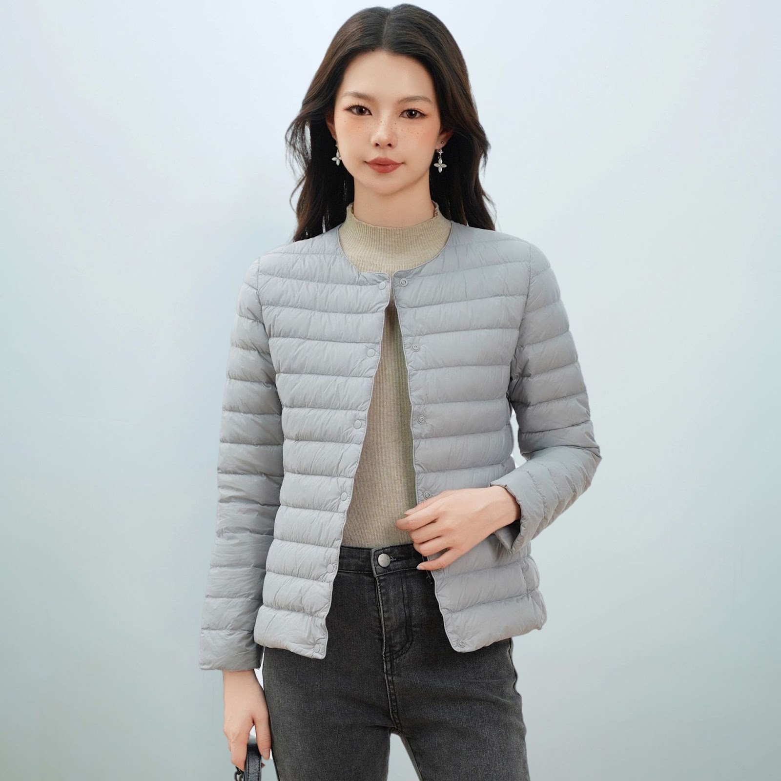 Lightweight women's down jacket, simple design