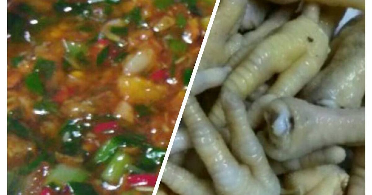 Chân gà luộc chấm sốt tự chế