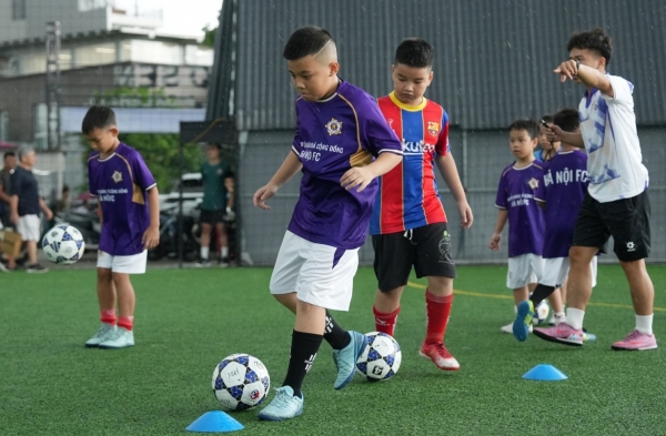CLB Hà Nội kiến tạo hệ sinh thái đào tạo bóng đá chuyên nghiệp cho thế hệ trẻ Thủ đô