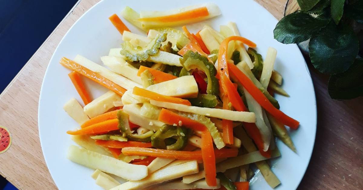 Măng xào chay thập cẩm