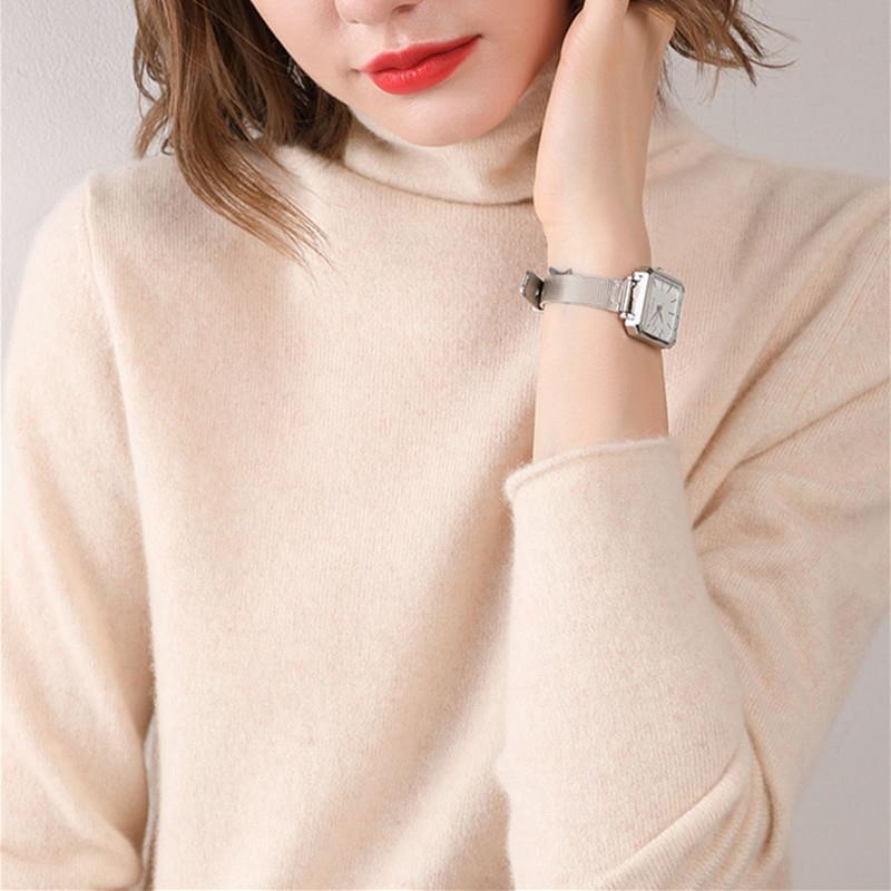 Women's wool sweater with stand-up collar made of pure wool