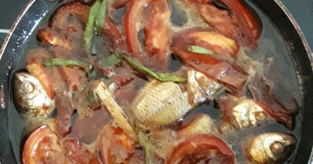 Cá linh kho cà chua