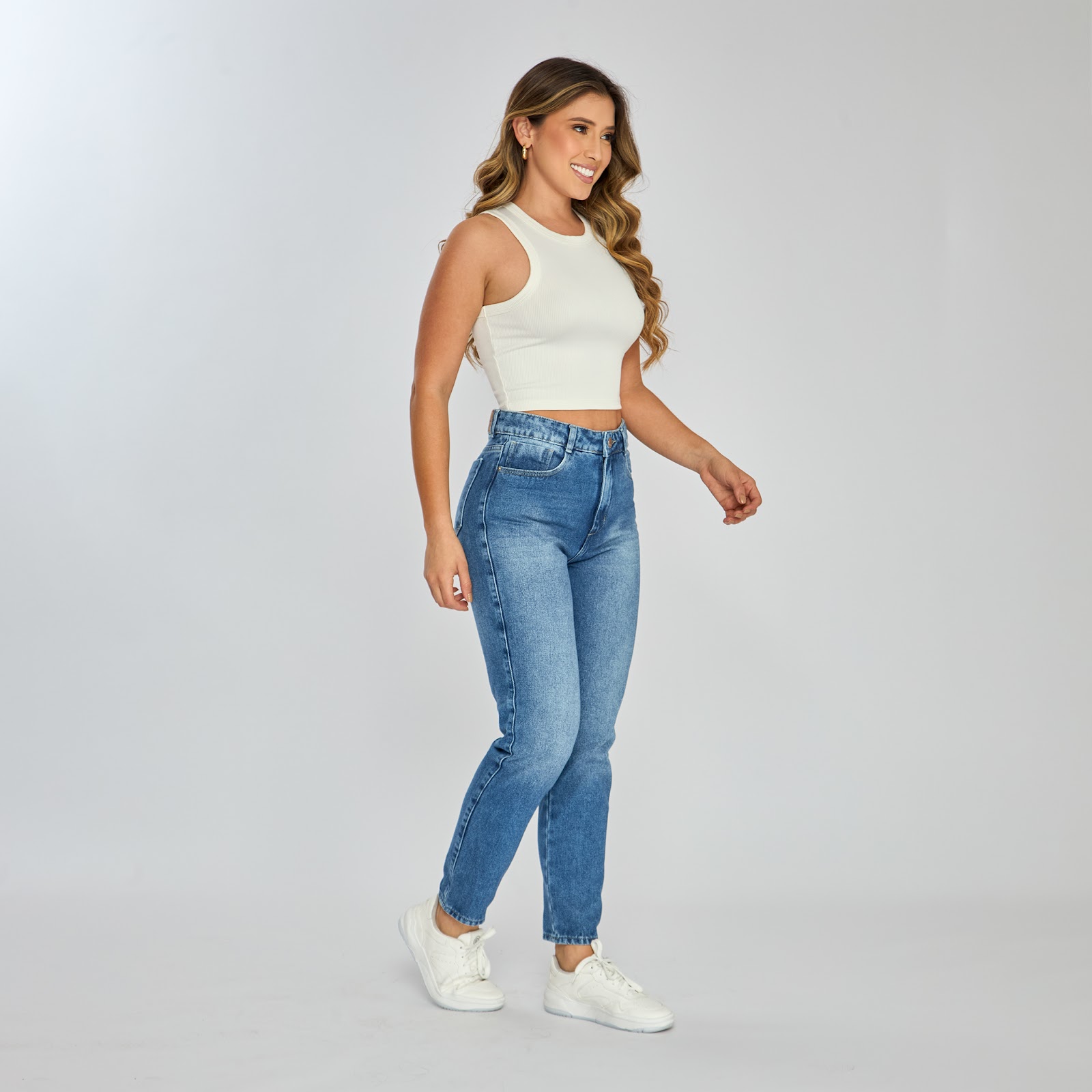 Jean rígido mom fit tiro alto bota tubo  - Vista 2