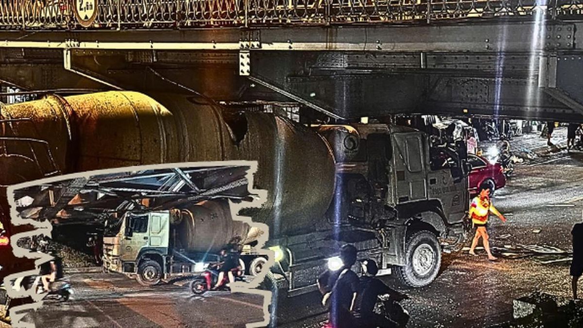 Hà Nội: Xe trộn bê tông va chạm, mắc kẹt dưới gầm cầu Long Biên - Báo Sức Khỏe &amp; Đời Sống