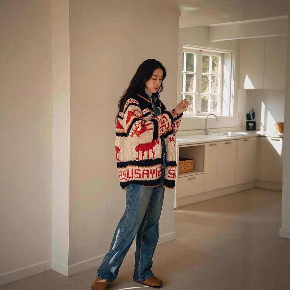 Women's Korean-style cardigan with reindeer motif