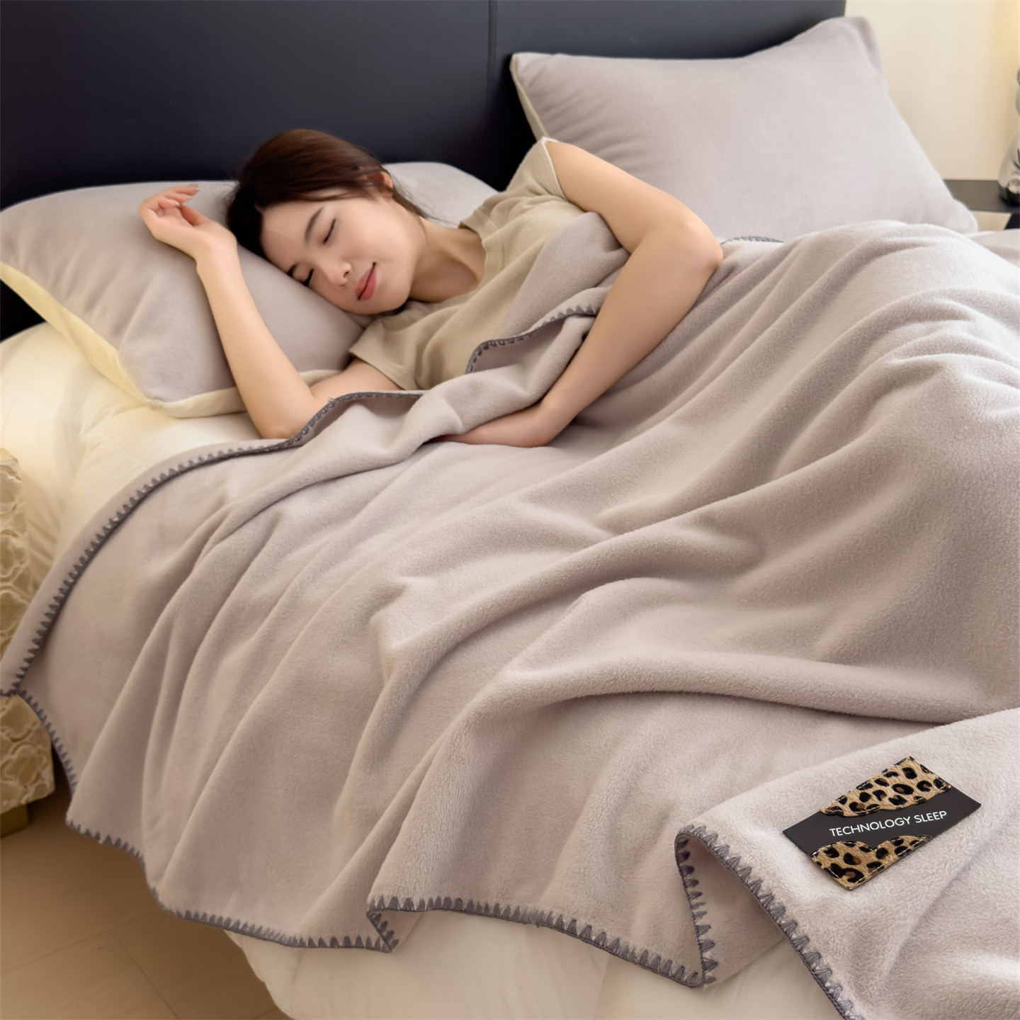 Fleece-Wolldecke, Polyester, vielseitig einsetzbar