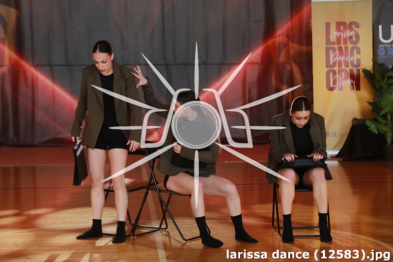 larissa dance (12583).jpg