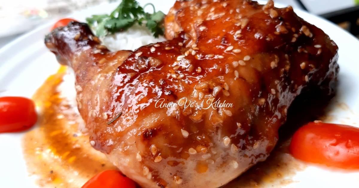 Cơm đùi gà quay tiêu giấy bạc