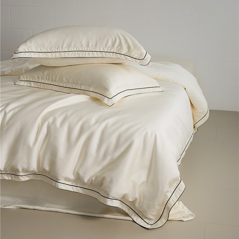Luxurious long-staple cotton bedding set