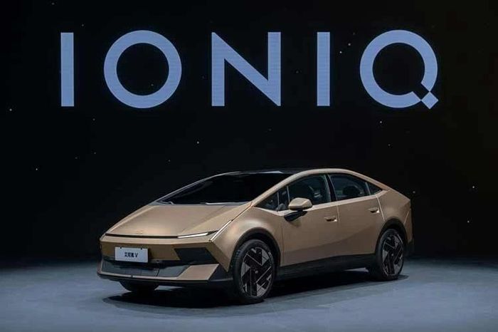 Hyundai Ioniq V hoàn toàn mới ra mắt, thiết kế như Lamborghini - Báo Tri thức &amp; Cuộc sống