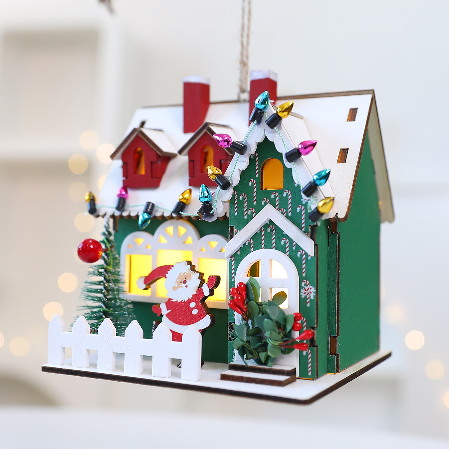 Weihnachtliche Stoff-Hängedekoration