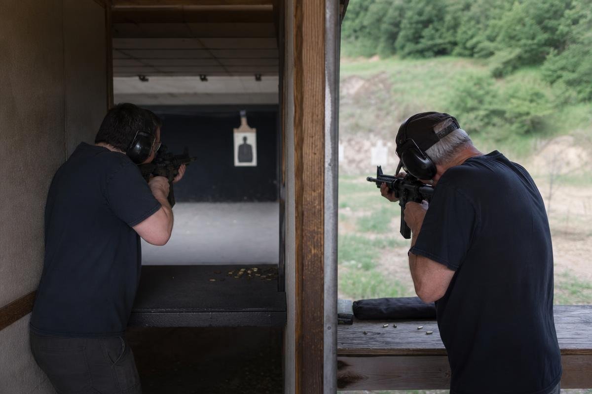 indoor and outdoor shooting range etiquette differences