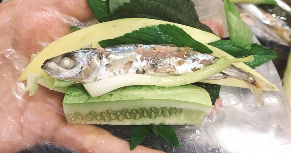 Cá nục hấp hành
Chấm mắm nêm 🤤