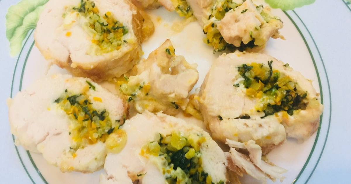 Ức gà nhồi cơm rau và cheese