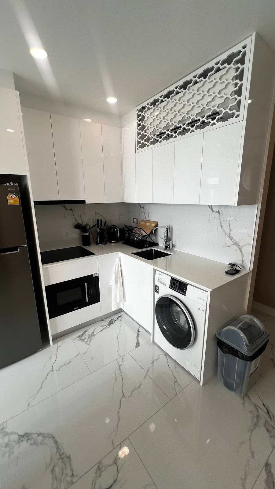 Espana Condo - 2 Bed, Floor 5 4