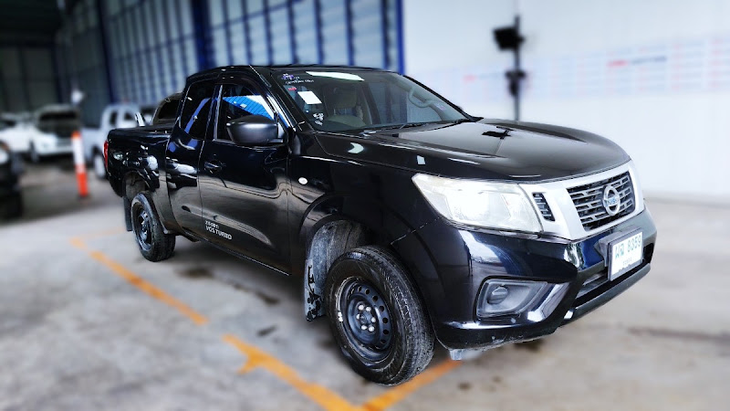NISSAN NAVARA