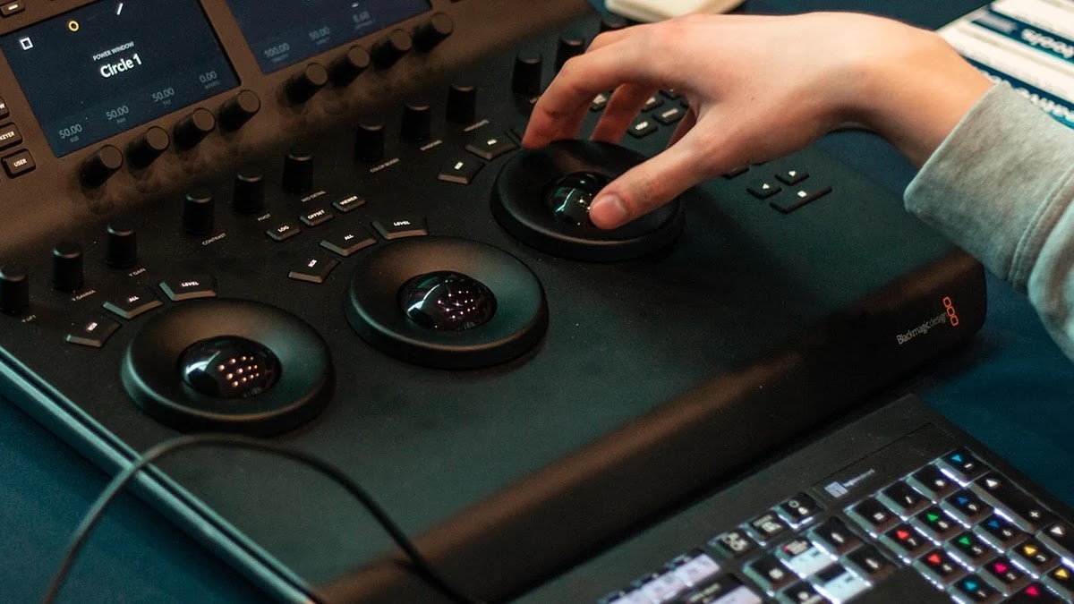 웹툰 장르별 서사 구조 비교와 특징 분석