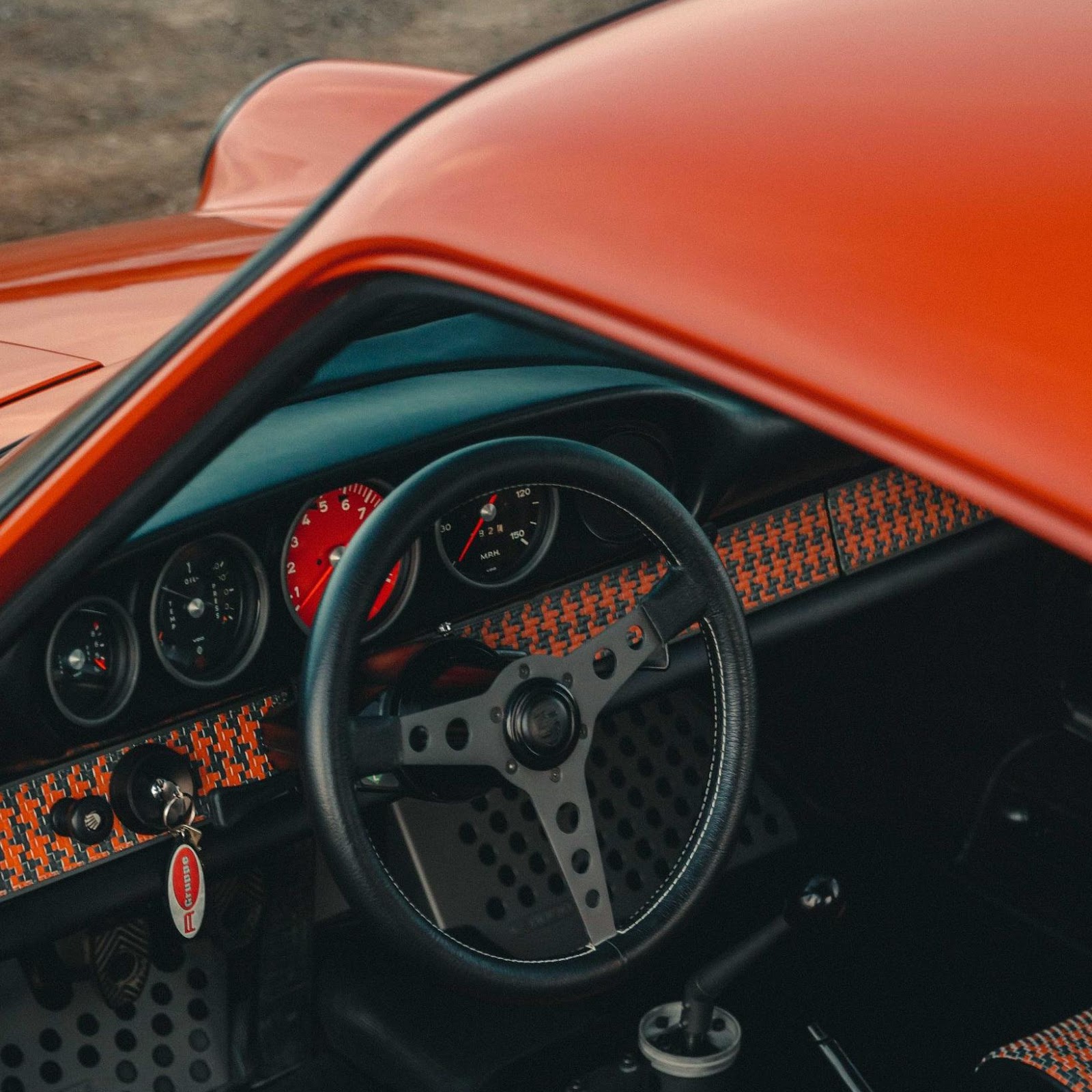 Download Orange Porsche 911 Custom Interior 2K iPhone