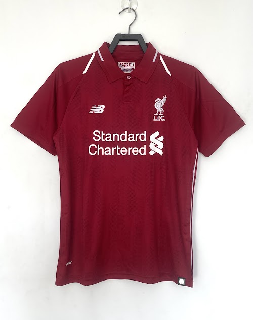 Equipación local del Liverpool 2018-19.jpeg