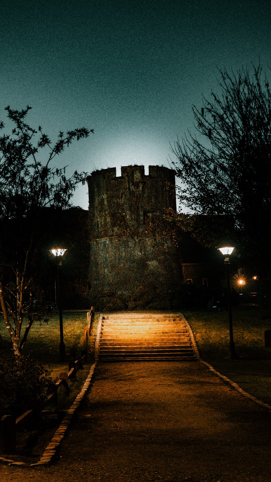 Noche sobre el río