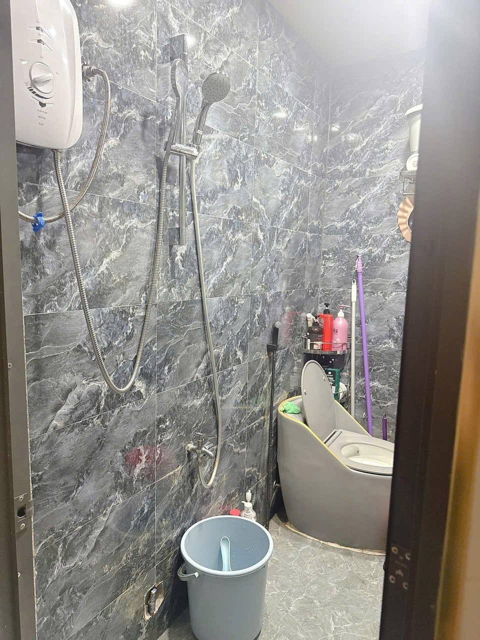 Cho thuê nhà kiệt 261 Tôn Đức Thắng gần Bến Xe 3