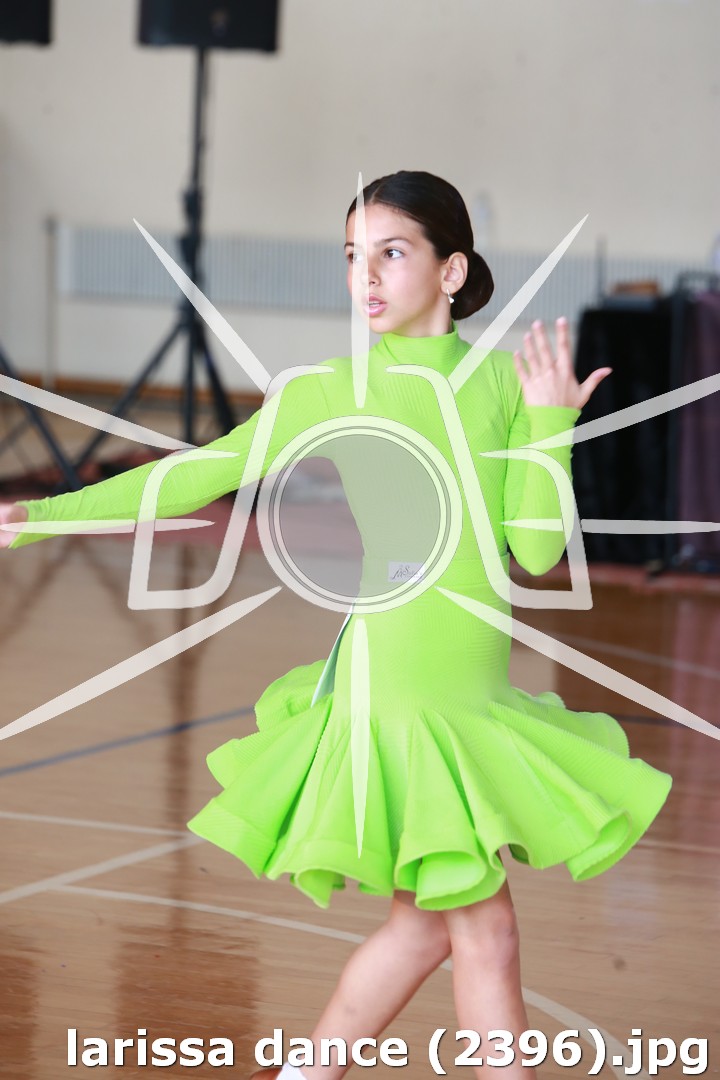larissa dance (2396).jpg