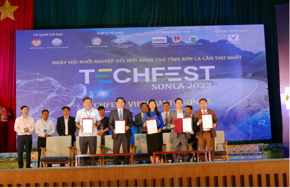 Ngày hội Khởi nghiệp đổi mới sáng tạo Sơn La lần thứ nhất - Techfest Sơn La 2022 tại Trường Đại học Tây Bắc
