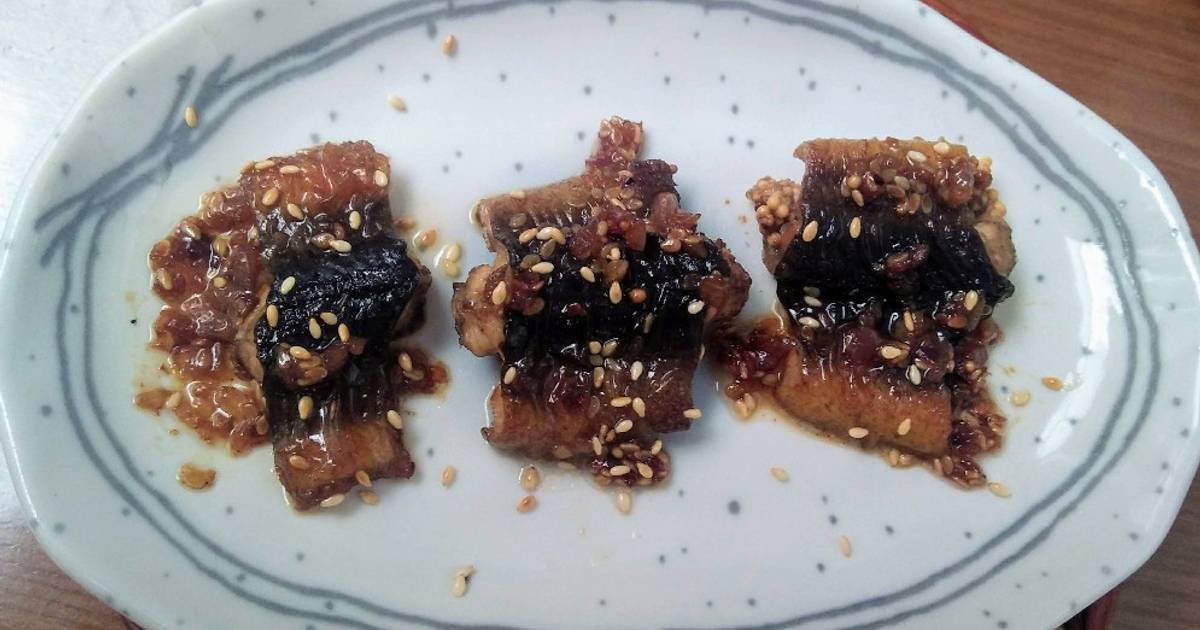 Lươn kho nước tương rắc mè cho bé 12m+