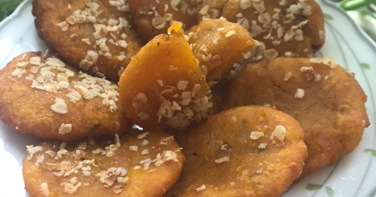 Bánh bí đỏ tẩm yến mạch