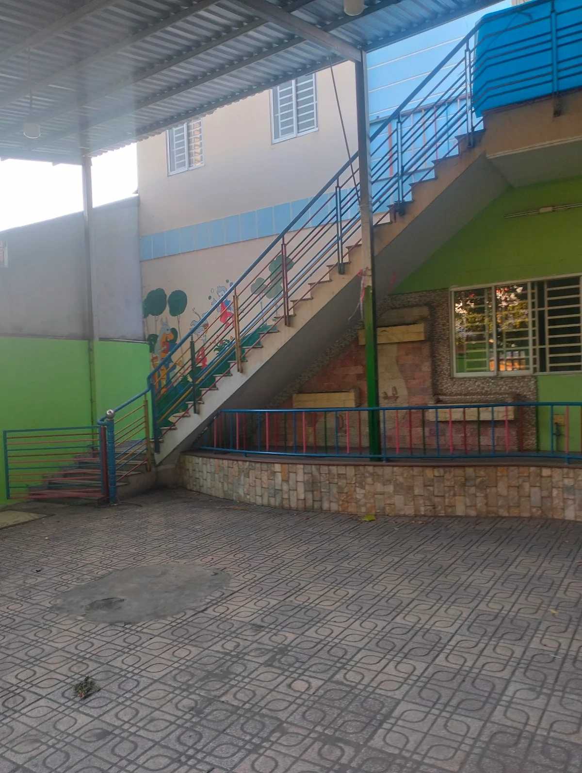 BÁN NHÀ NGAY CHỢ – LIÊN ẤP 1,2,3, VĨNH LỘC B, BÌNH CHÁNH – ảnh phòng khách