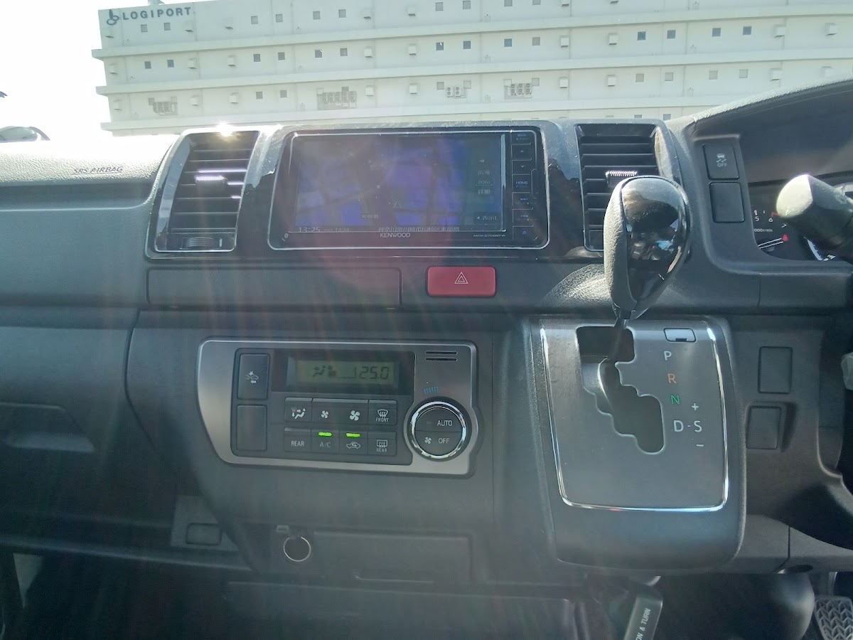 Toyota Hiace