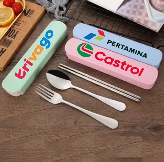 sendok garpu sumpit set stainless portabel+sablon costum 1 warna — foto 1